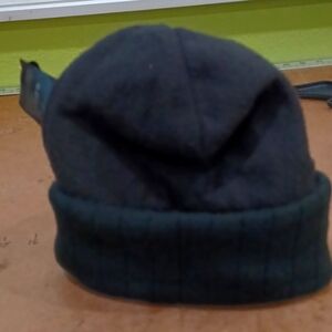 3M black knit beanie. Used, but barely. I hand washed & sanitized it.